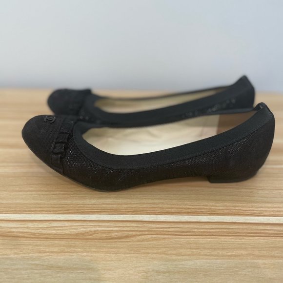 CHANEL Authentic black suede ballet flats with CC logo and ruffle trim sz 36 - Picture 7 of 8